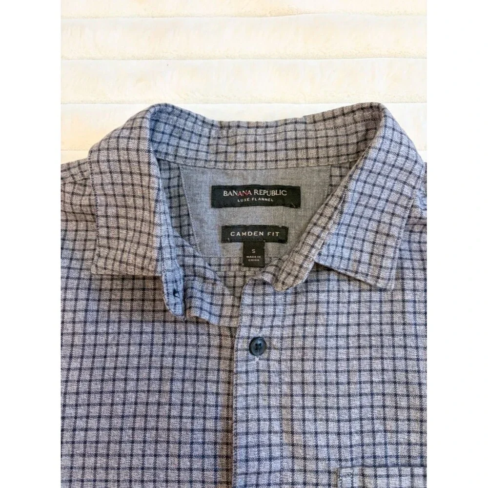 Banana Republic Camden Fit Button Down Shirt Men’s Small Blue Check Long Sleeve